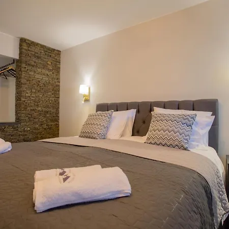 River House Boutique Otel Berat