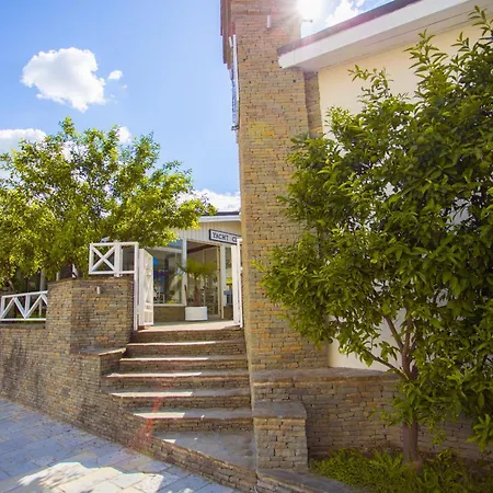 River House Boutique 4* Berat