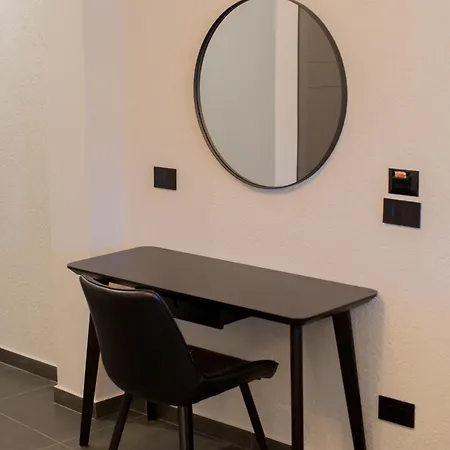 River House Boutique Hotell