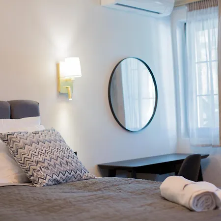 River House Boutique מלון בראט