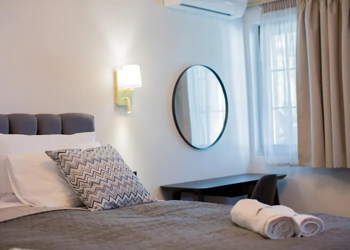 River House Boutique מלון בראט
