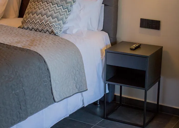 River House Boutique 4*